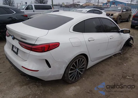 2022 BMW 228 Gran Coupe I xDrive z USA, uszkodzony, nr VIN WBA73AK09N7K30656